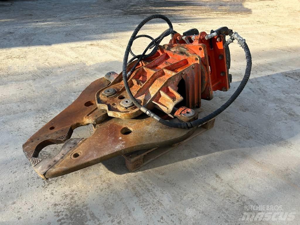 NPK S 16 Klešče
