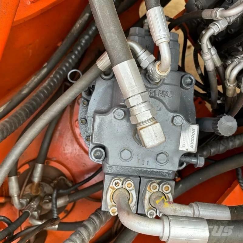 Doosan DX225-9C Bagri goseničarji