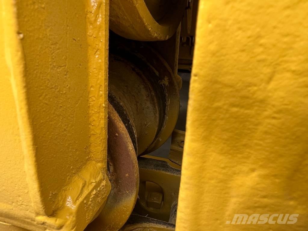 CAT D6H XL Buldožerji goseničarji