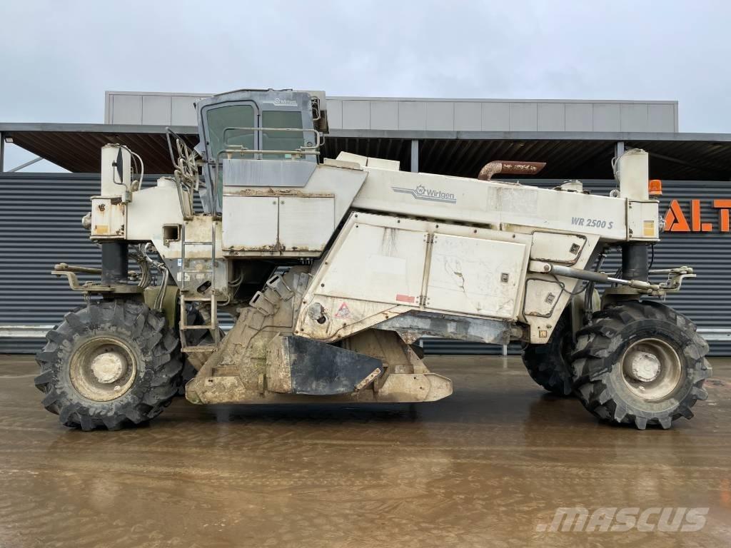 Wirtgen WR 2500S Stroji za recikliranje asfalta