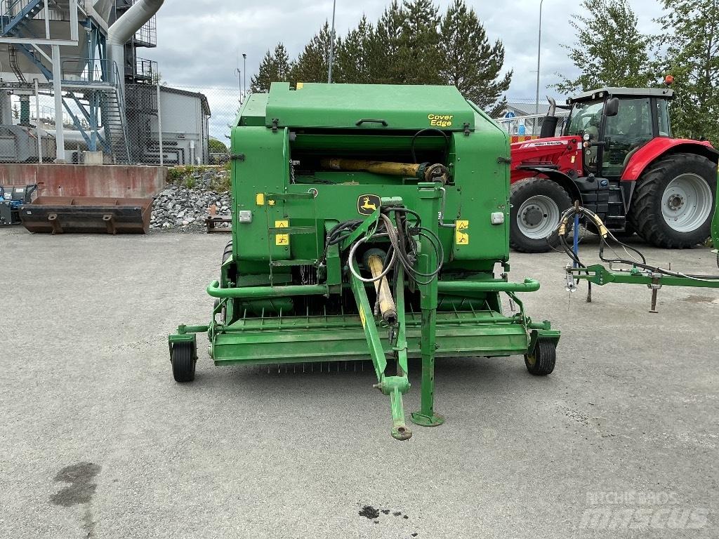 John Deere 644 Balirke (okrogle bale)