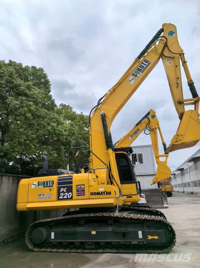 Komatsu PC 220-8 Bagri goseničarji