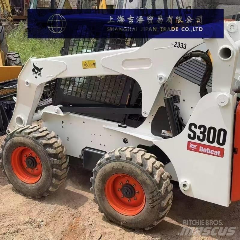 Bobcat S 300 Skid steer mini nakladalci