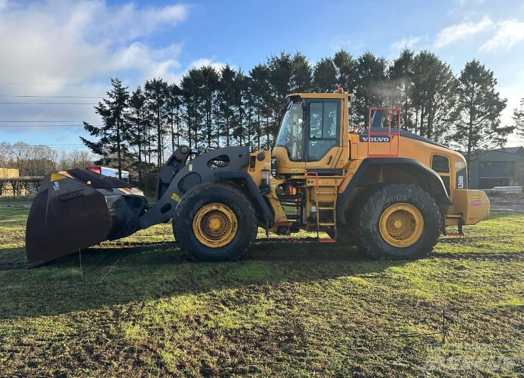 Volvo L 260 H Kolesni nakladalci