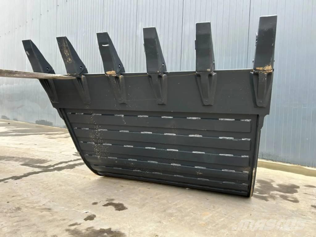 Hitachi ZX220 - 1.40m Žlice