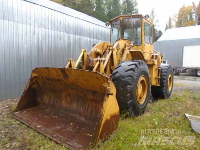 CAT 966 Kolesni nakladalci