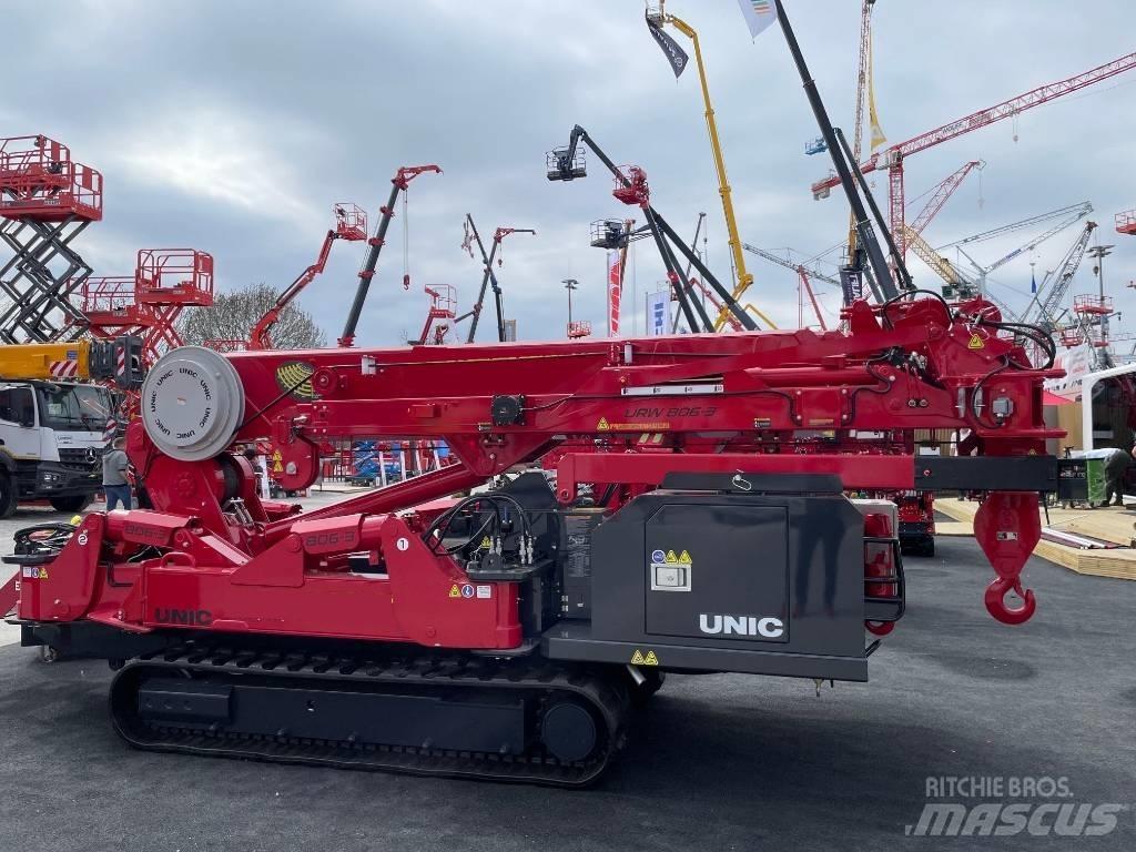 Unic URW-806-3 Dvigala na gosenicah