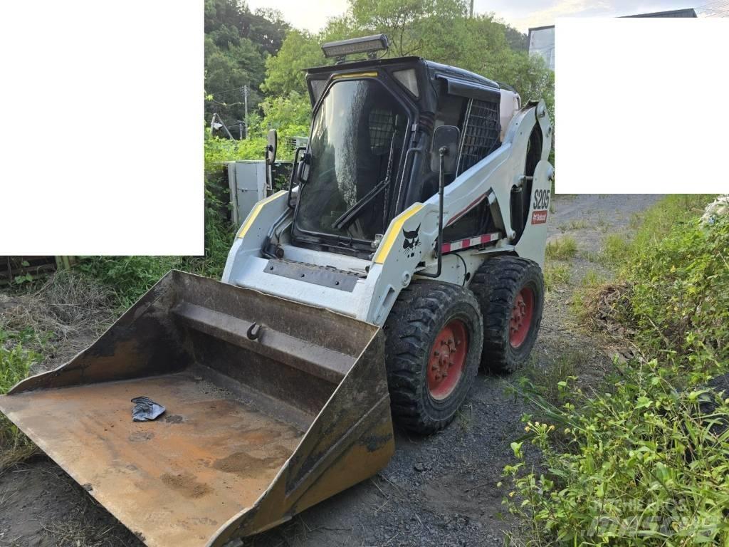 Bobcat S 205 Skid steer mini nakladalci