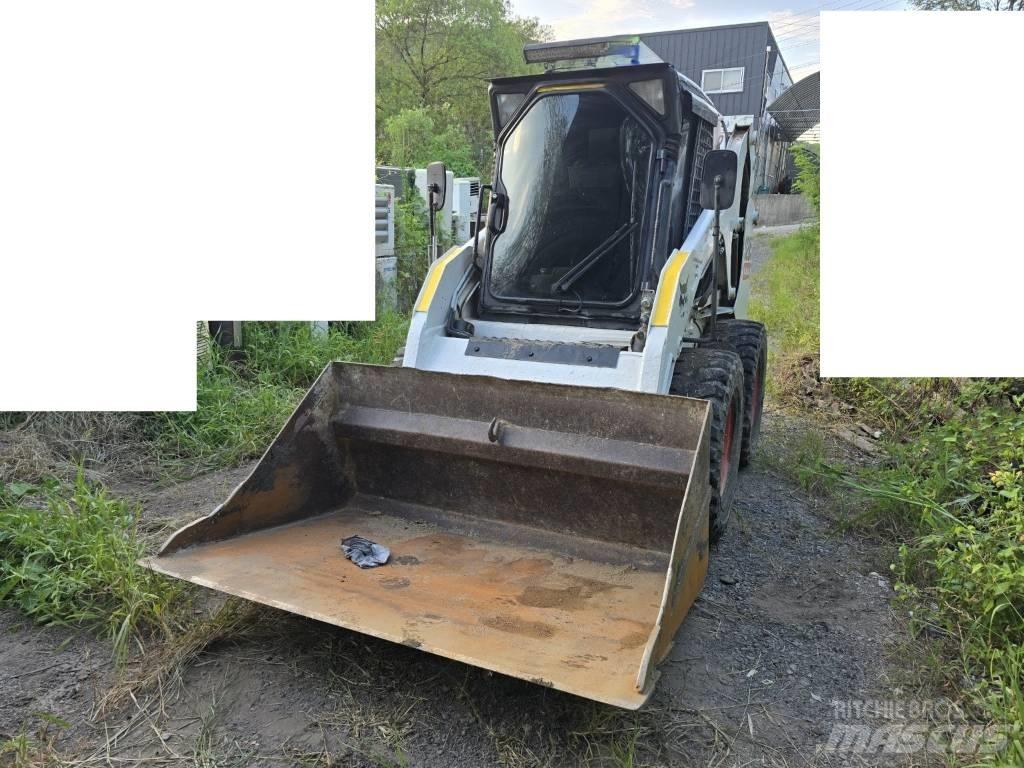Bobcat S 205 Skid steer mini nakladalci