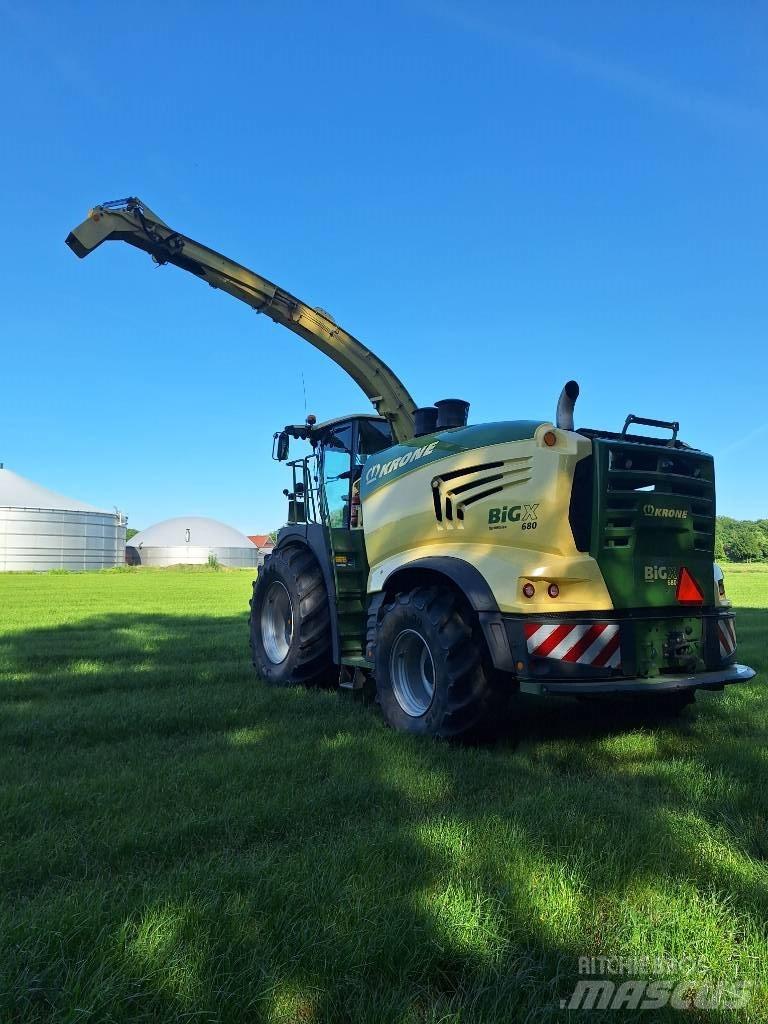 Krone Big X 680 Stroji za krmo na lastni pogon