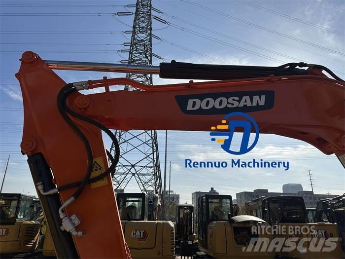 Doosan DX 60 Mini bagri <7t