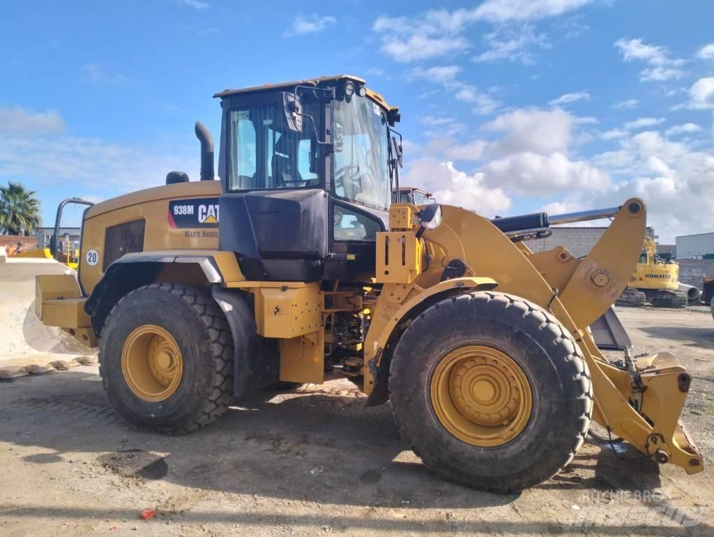 CAT 938 M Kolesni nakladalci