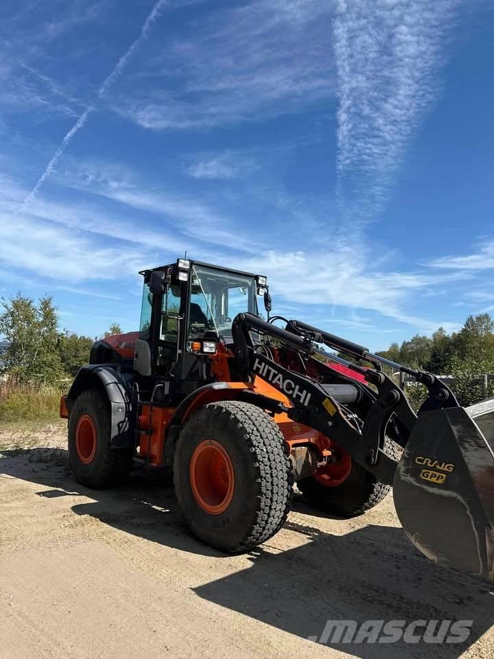 Hitachi ZW 140 Kolesni nakladalci