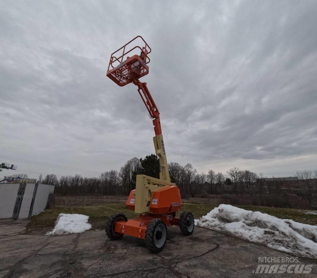 JLG 340 AJ Zglobne dvižne ploščadi