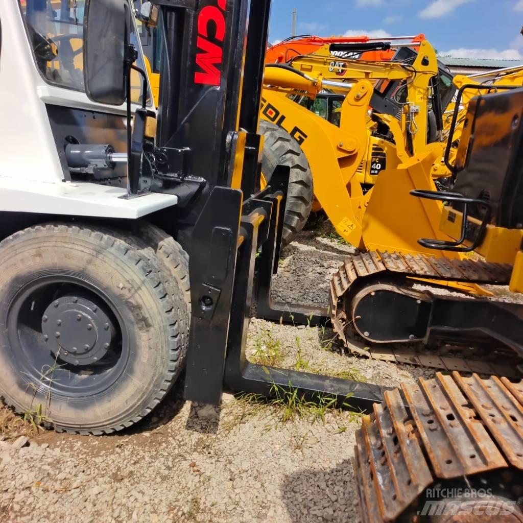 TCM FD100 Dizelski viličarji