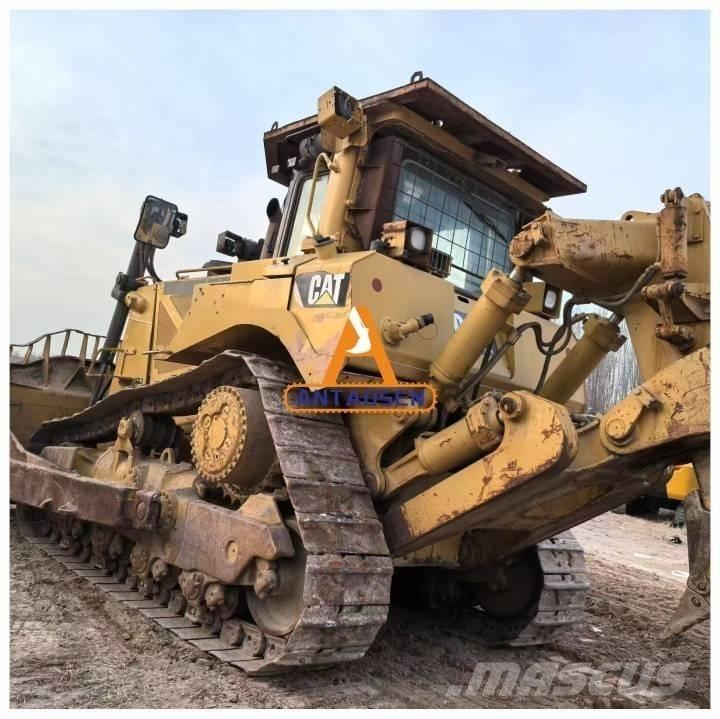 CAT D 8 T Buldožerji goseničarji