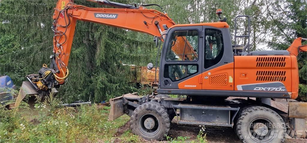 Doosan DX170W Bagri na kolesih