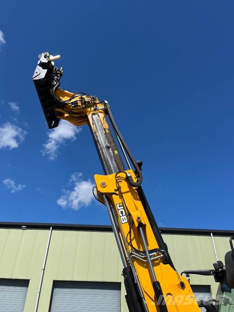 JCB TM 420 Kmetijski teleskopski nakladalci
