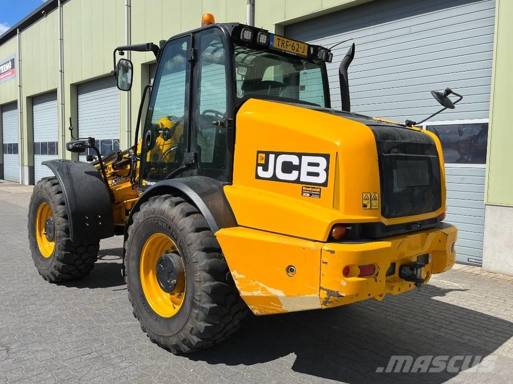 JCB TM 420 Kmetijski teleskopski nakladalci
