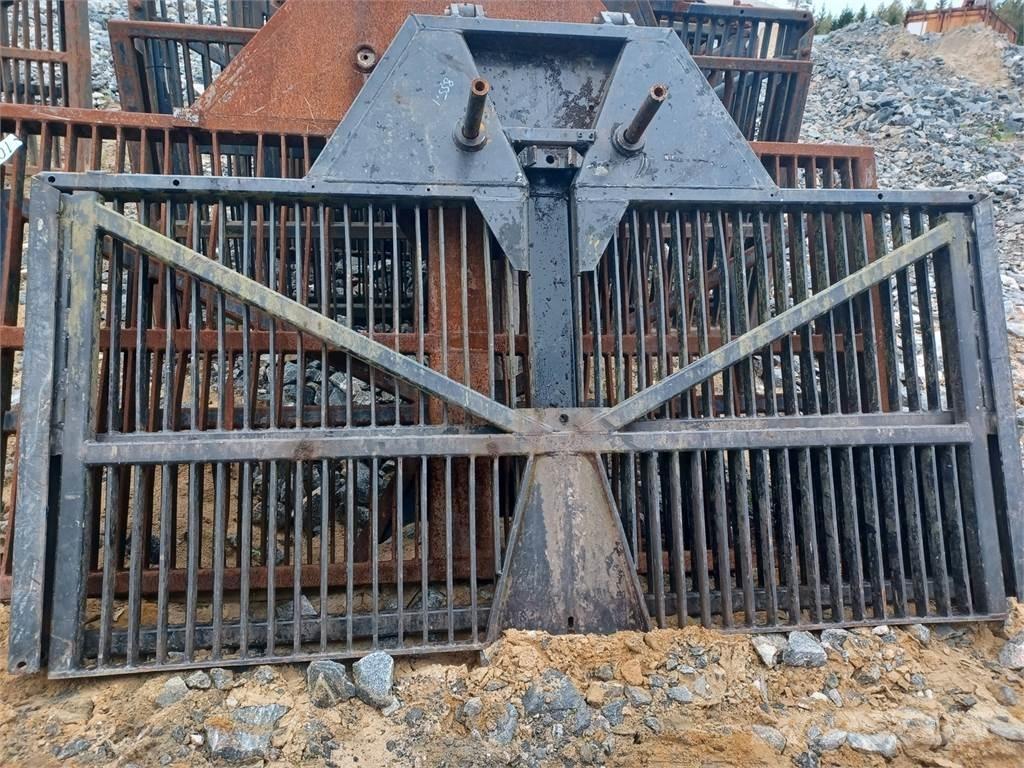 Komatsu 855.1 Druge komponente
