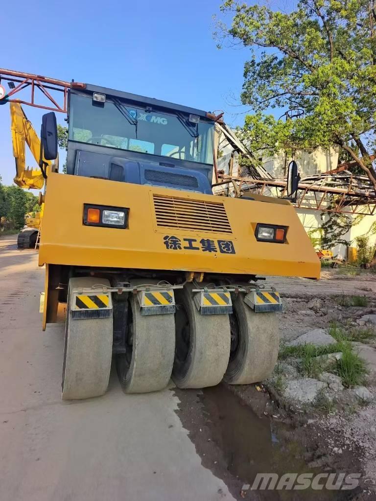 XCMG XP 263 Kolesni valjarji s pnevmatikami