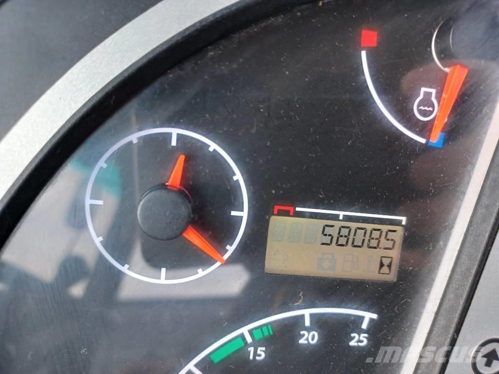 JCB 3 CX Rovokopači