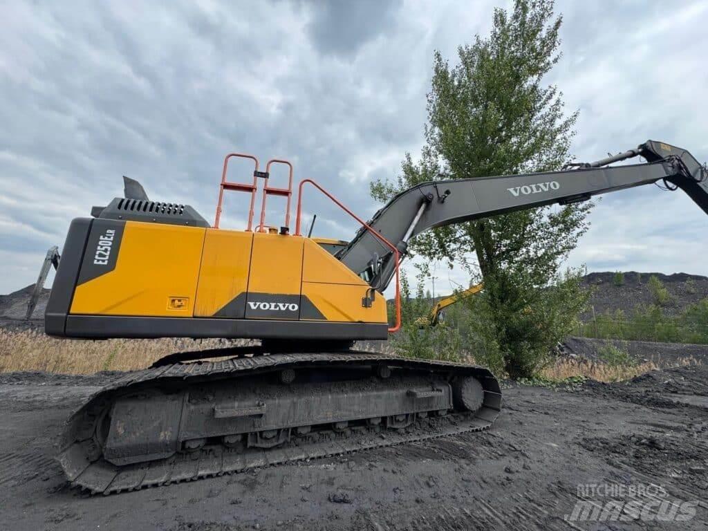 Volvo EC250ELR Bagri goseničarji