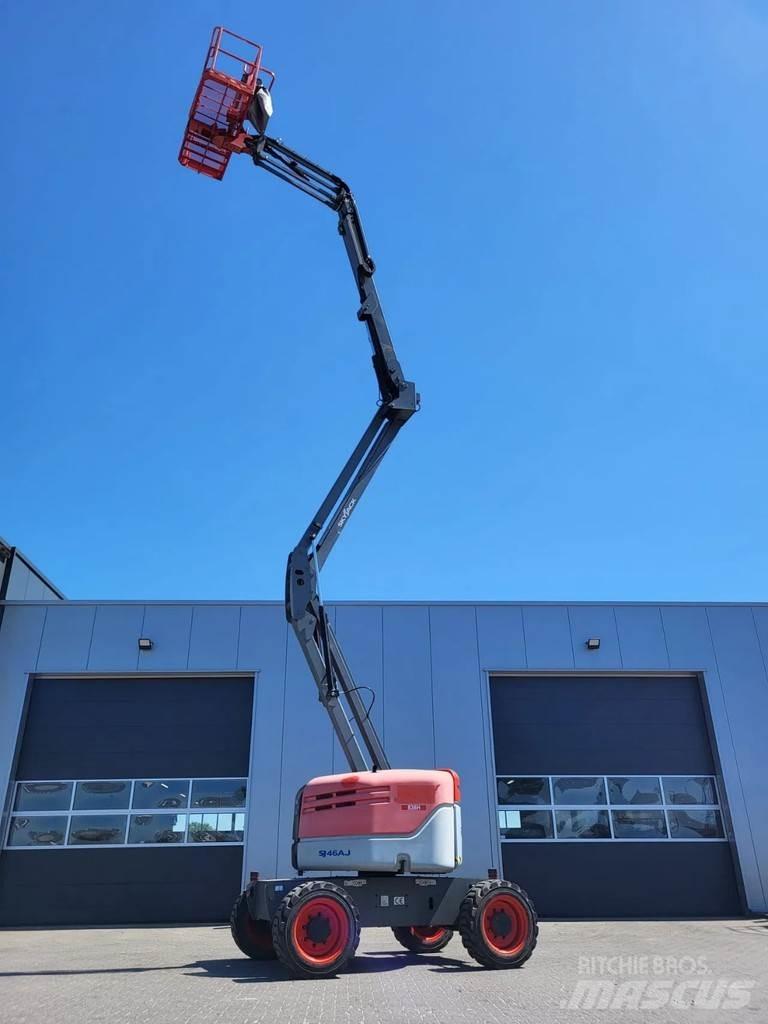 SkyJack SJ 46AJ Zglobne dvižne ploščadi