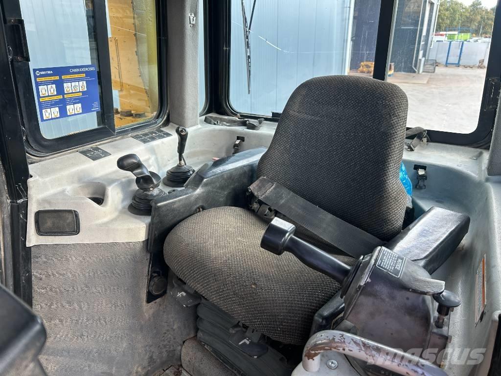 CAT D7R II Buldožerji goseničarji
