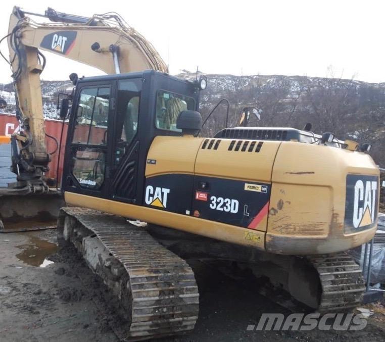 CAT 323 D L Bagri goseničarji