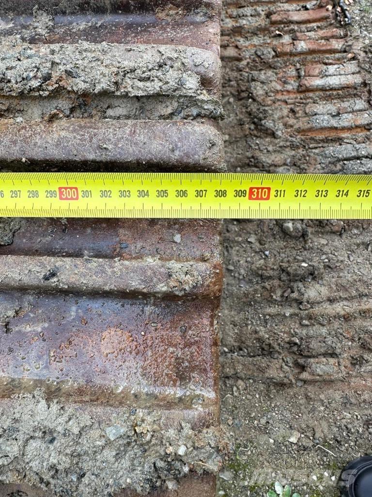 CAT 323 D L Bagri goseničarji