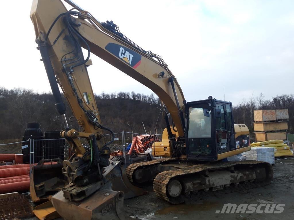 CAT 323 D L Bagri goseničarji