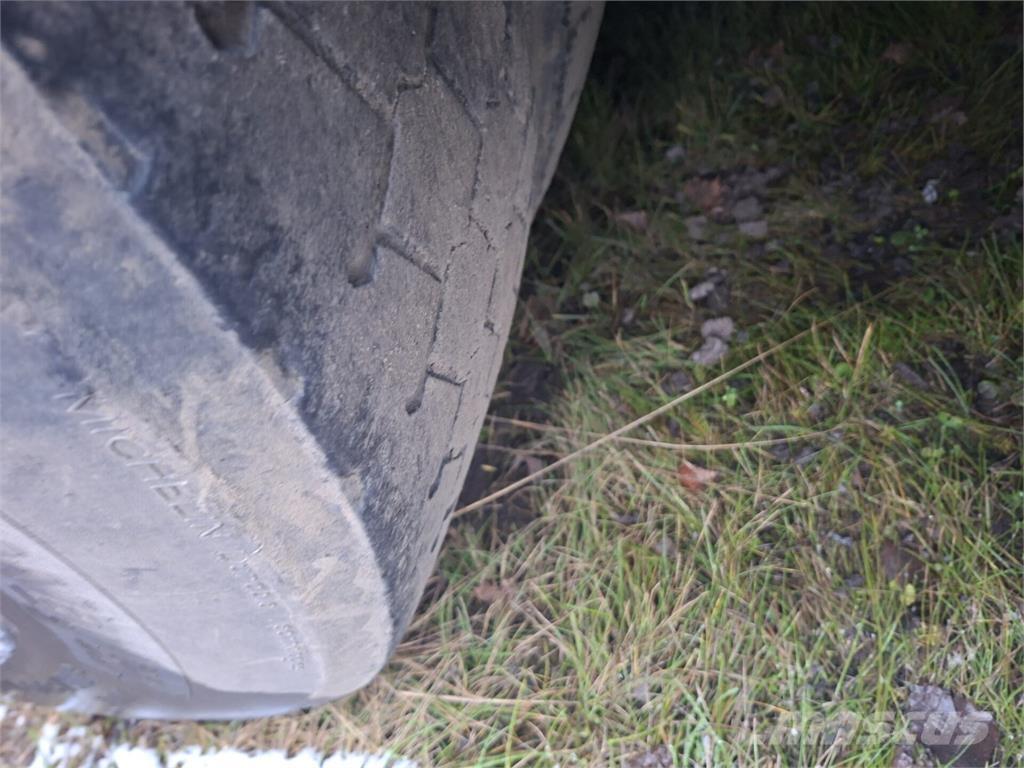 Scania R164 Kiper tovornjaki