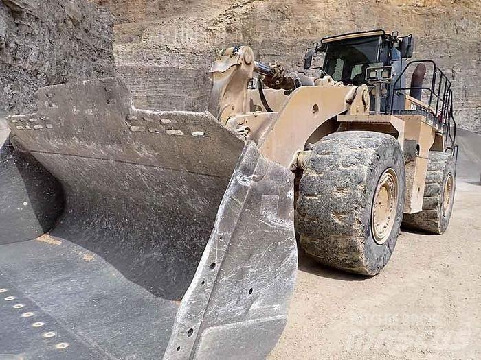 CAT 988K Kolesni nakladalci