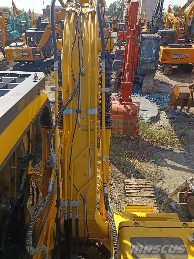 Komatsu PC 130 Bagri goseničarji