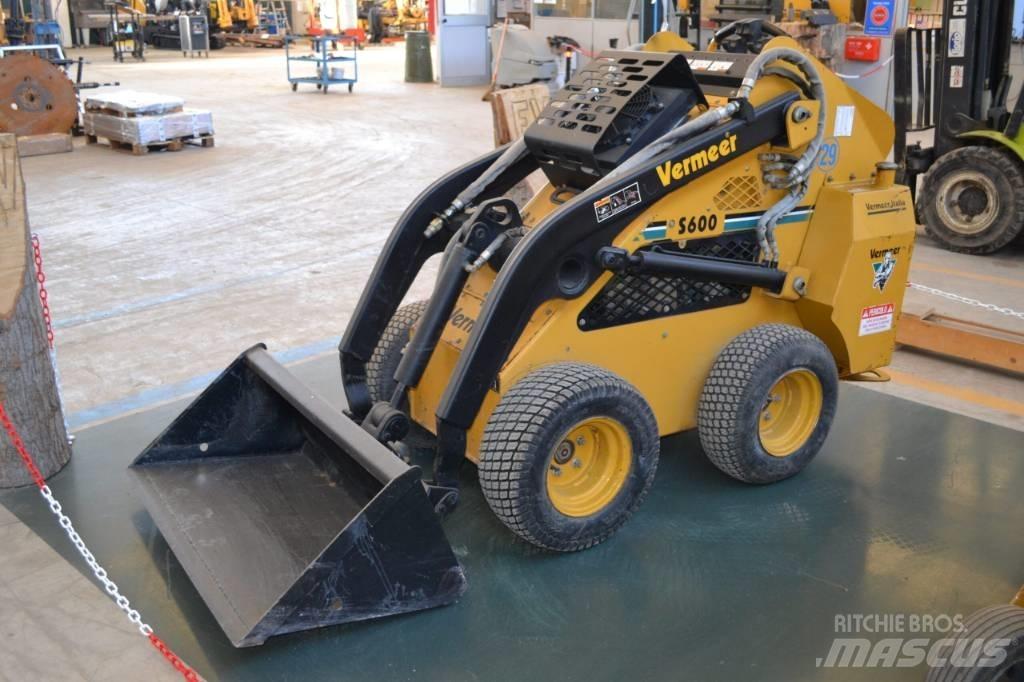 Vermeer S600 Večnamenski nakladalci