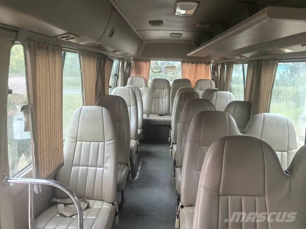Toyota Coaster Medkrajevni avtobusi