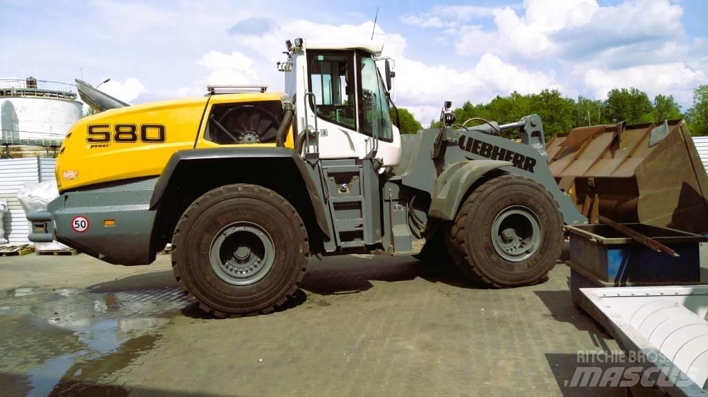 Liebherr L 580 Kolesni nakladalci