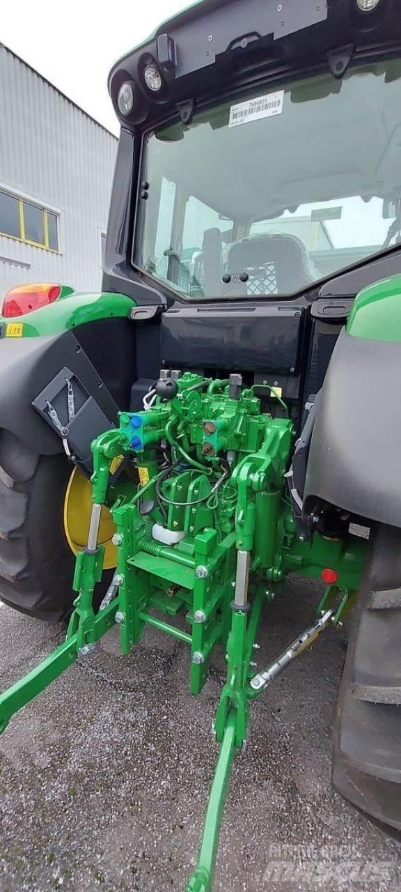 John Deere 6090m Traktorji