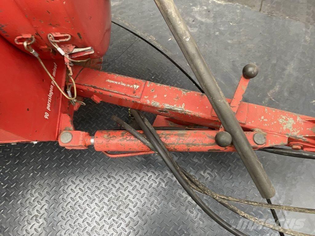 Welger AP 830 Balirke (kvadratne bale)