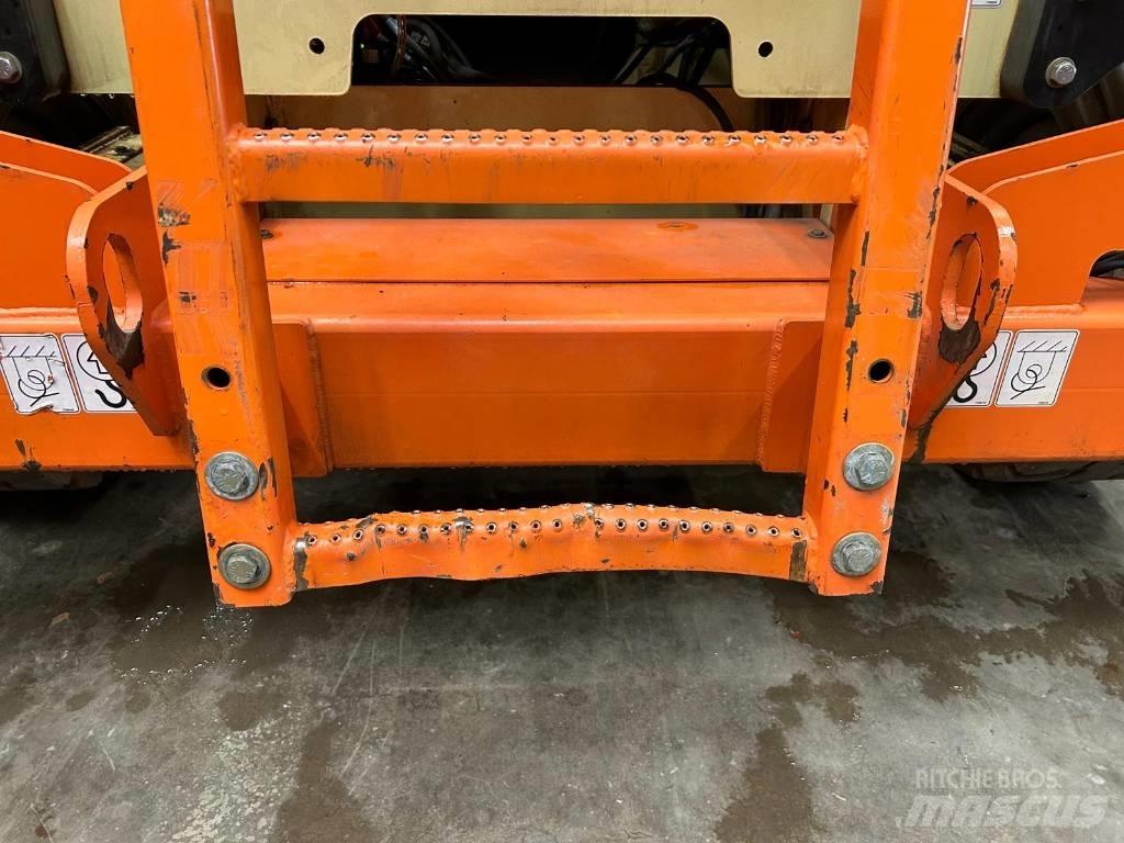 JLG M 4069 LE Škarjaste dvižne ploščadi