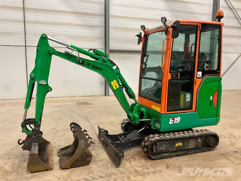 Bobcat E 19 Mini bagri <7t