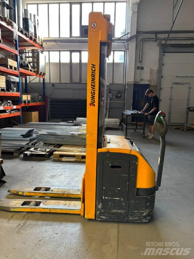Jungheinrich EJC216 Ročni električni viličar