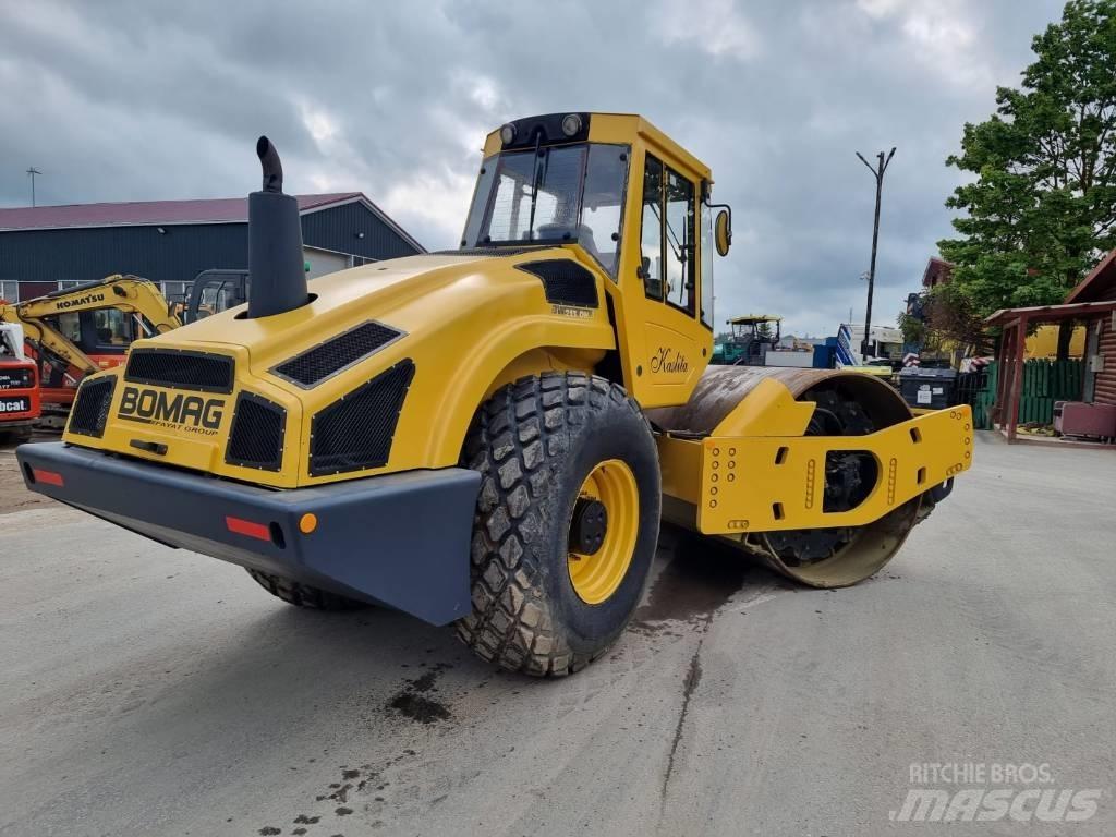 Bomag BW 213 D H-4 Enojni valjarji