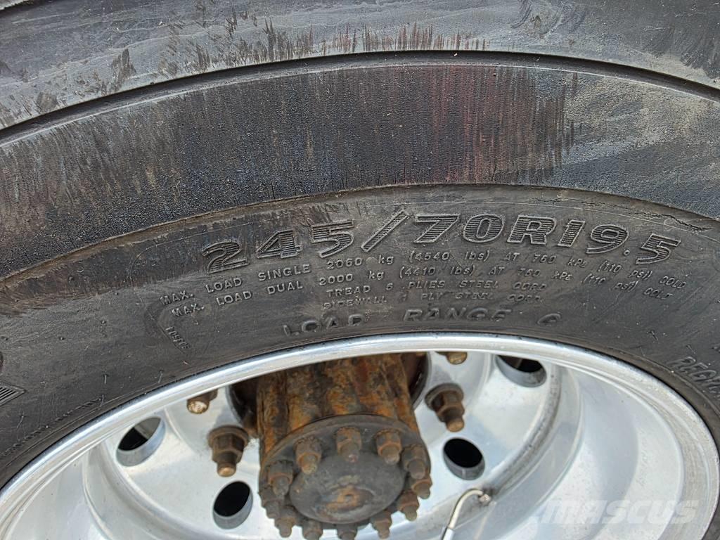 Hino 268 Tovornjaki-šasije