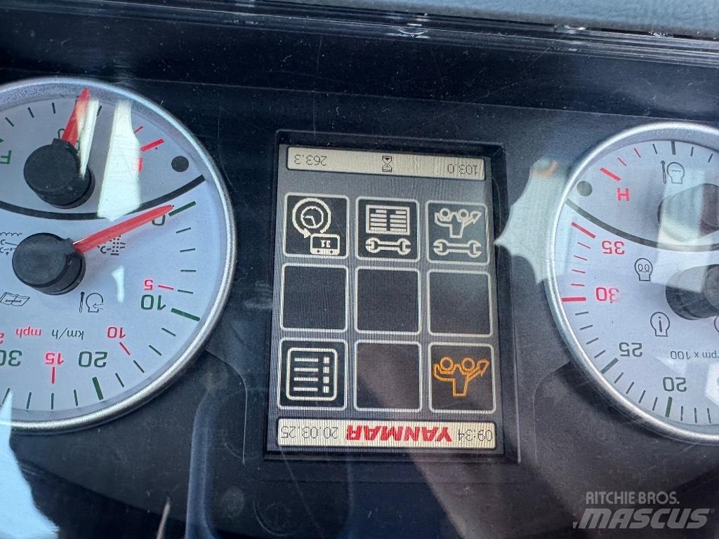 Yanmar V100 (00778) Kolesni nakladalci