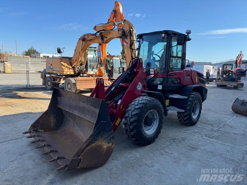 Yanmar V100 (00778) Kolesni nakladalci
