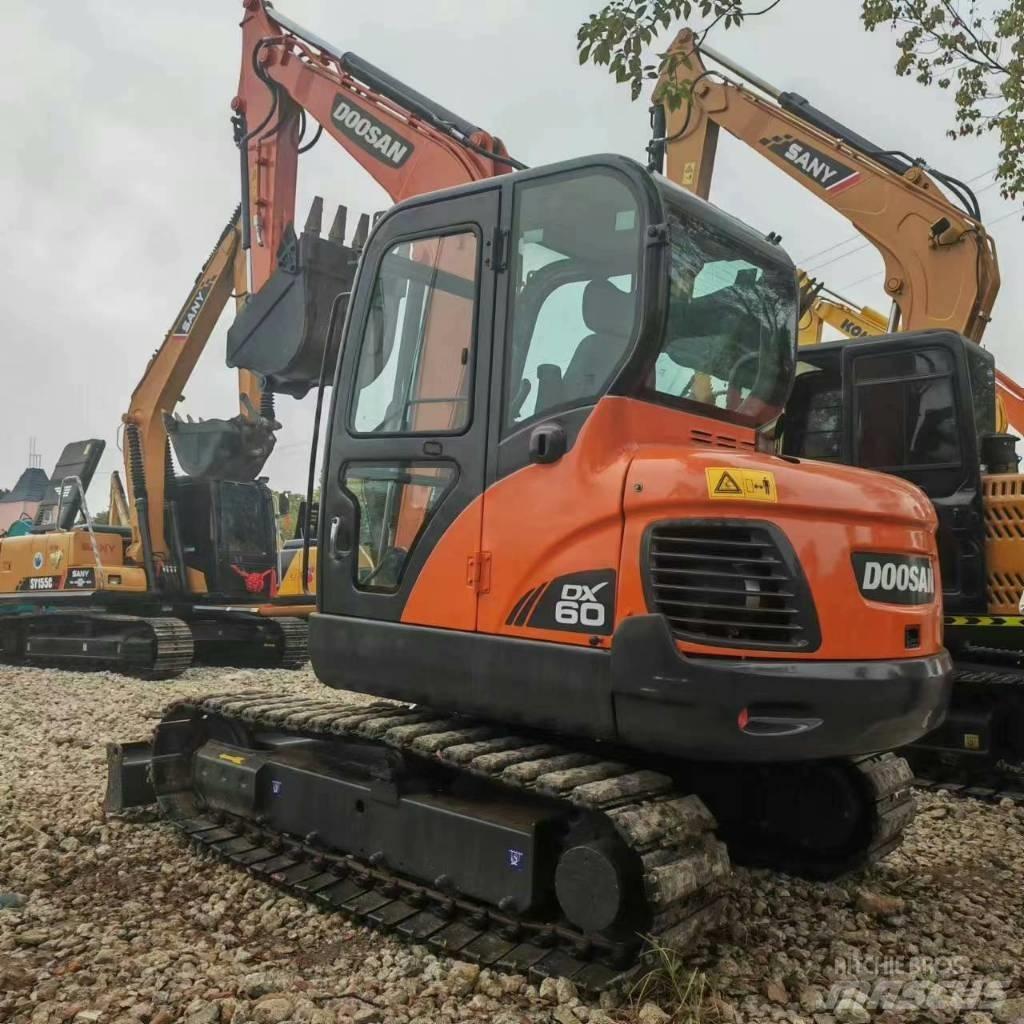 Doosan DX60 Mini bagri <7t