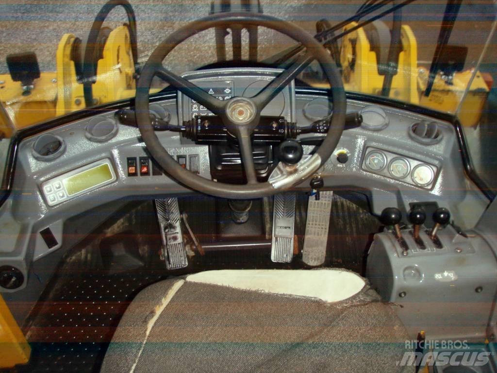 Volvo L 70 C Kolesni nakladalci