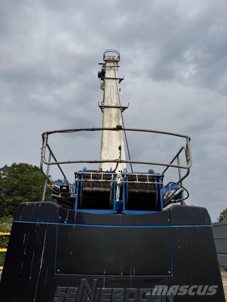 Sennebogen 653 Dvigala na gosenicah